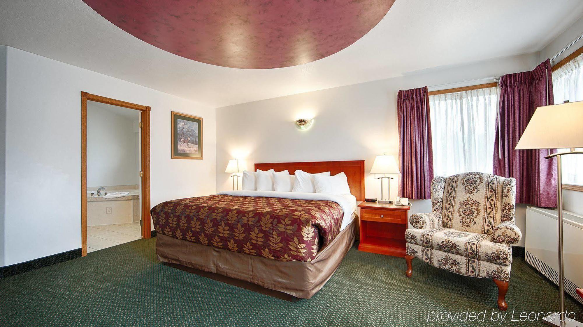White Wolf Inn Hinton Extérieur photo